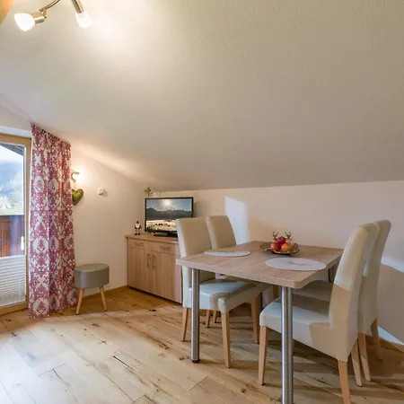 Gaestehaus Schwaiger - Lendgasse Kössen